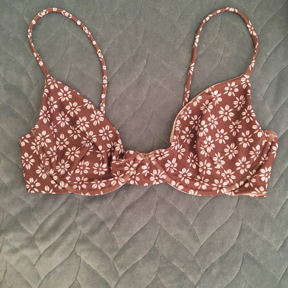Manhattan top in daisy block BNWOT